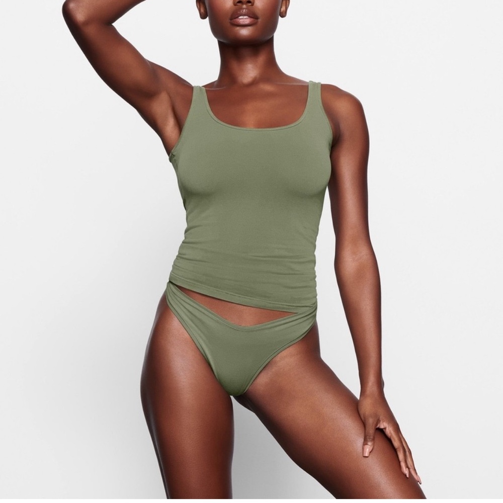 Skims Vintage Scoop Neck Tank